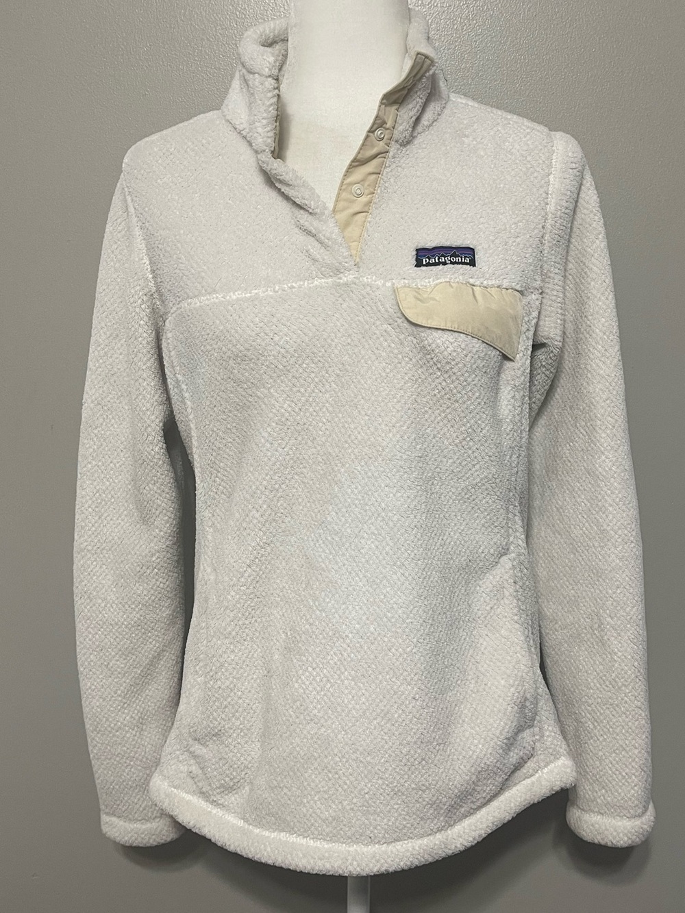 Patagonia Jumper Women MEDIUM Cream Fleece Re Tool Snap T Pullover Stand Collar